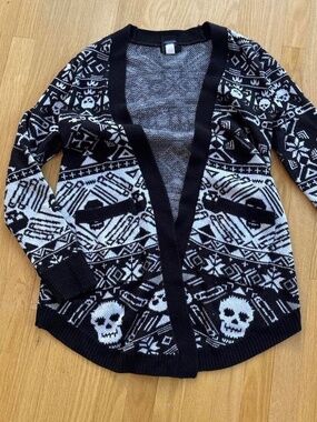 Social Collision Women's Skull Cardigan, XS